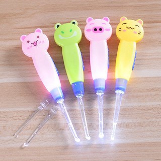Child Ears Cleaning With Light Earwax Spoon Digging Ear Syringe