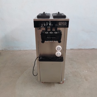 Commercial Soft Ice Cream Machine Vertical Three Flavors Ice Cream Makers Machine Fully Automatic gl