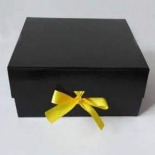 Customize Black Box with Gold Ribbon Good Quality