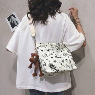 briefcase ✱Personality graffiti canvas bag female 2020 new large capacity casual bag INS wild single