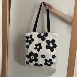Korean ins style Canvas Black and white elegant flower female student fashion versatile single shoulder bag large capacity shopping bag (7)