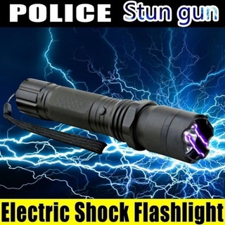 Flaslight with tazer gun police challenger 1101 type light flashlight plus