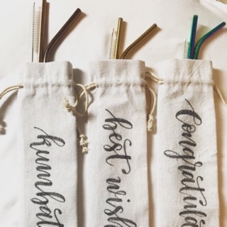 Metal straw with customizable pouch!!