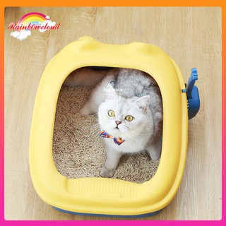 Cat litter box with spoon for convenient cleaning semi closed cat litter box