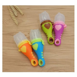 New products▽[COD] Fresh Food Pacifiers Heart-Shaped Fruit Feeder Nipples Feeding Safe Supplies Ni