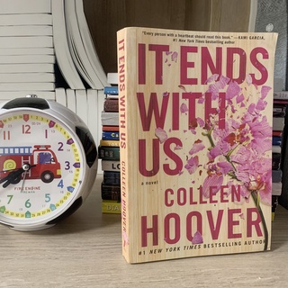 【Free gift & Complete 384 pages】It Ends with Us Books by Colleen Hoover for Young Adults(paperback) (2)