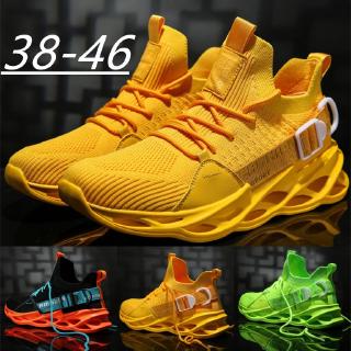 Men s Sneakers Slip-on Lightweight Athletic Running Walking Gym Shoes Men's Casual Running Sport Shoes Man Breathable Flats Shoes