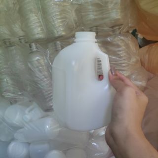 1 liter empty milktea gallon (1)