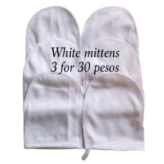 Plain white / off white newborn baby mittens set