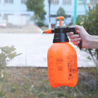 tranquillt 2L Portable Garden home Hand Pressure Watering Spray Bottle