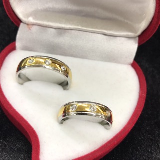 wedding ring 10k-w/free box