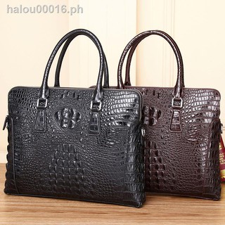 ready stock♧New crocodile leather men s bag handbag business briefcase computer bag leather men s shoulder messenger bag trend