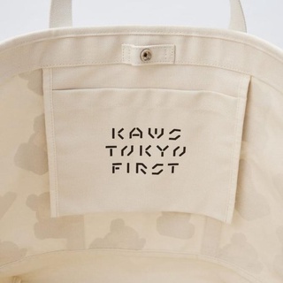 Kaws Tokyo First Kaws Totebag Canvas - Off White Uniqlo