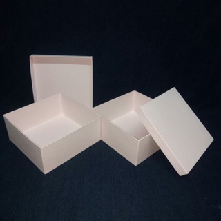 (9x9x4 inches) Hard box/Gift Box