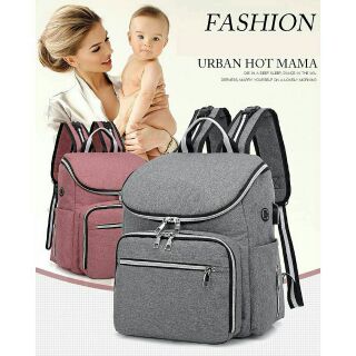 Mommy pregnant / travelling bag. / diaper bag with pouch bag