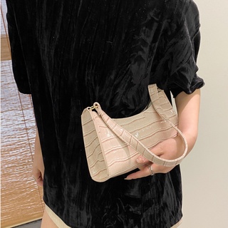 【Dinner bag】Retro Crocodile Pattern Baguette Bag Women Fashion PU Leather Armpit Bag French Shoulder (6)