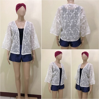 Size S/M Floral Cover Up Blazer White
