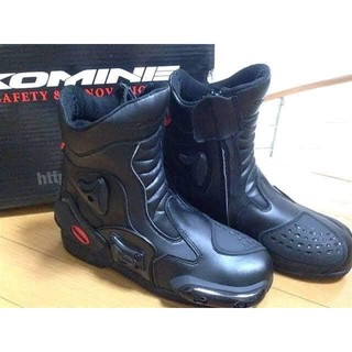 Komine BK-067 Protect Sports Short Riding Shoes..