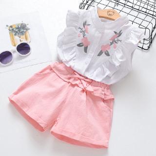 ✨READY STOCK⭐ New Kids Baby Girls Summer Outfits Lace Tops Floral Shorts Clothes Sets Fashion Children Kid Girl Cute Clothing 2 Pcs (1)