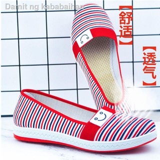 Spring and summer new old Beijing cloth shoes women s flat bottom breathable anti-skid leisure one pedal mother shoe woman single (7)
