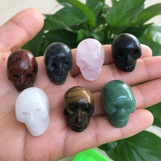 Natural Crystal Small Size Skull Handiwork Sculpture Palm Carvings Random Delivery