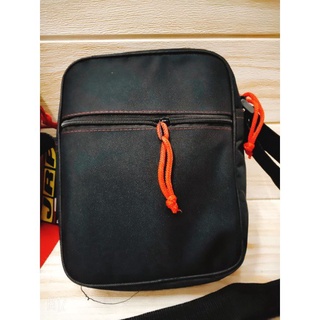 Briefcases✎Men Bags℡▬✤Kelly Jrp Chicago Bulls 1G Sling Bag Small Size High Quality (1)