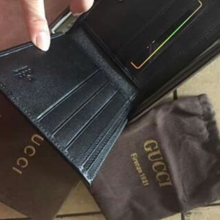 Authentic Gucci wallet for men (3)