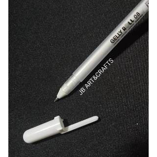 SAKURA white Gelly roll pen 08 (1)