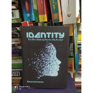 Psychology Book: IDENTITY - THE HANDBOOK OF PERSONALITY