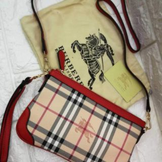 PREMIUM / AUTHENTIC QUALITY BURBERRY WRISTLET / SLING BAG AVAILABLE FOR COD