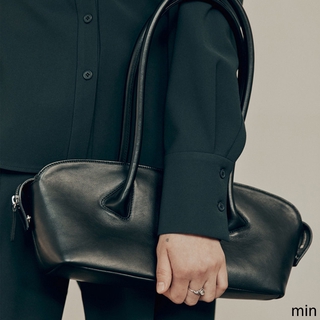 French niche design bag 2021 new personalized handbag ol workplace Simple Shoulder Bag temperament women's bag