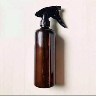 Amber Trigger Plastic Spray Bottle 500ml (1)
