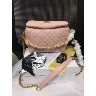 Chanel Lambskin Sling bag Top Grade with box 22*15cm
