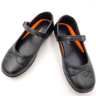 kids black shoes. Female students shoes children's shoes.Different embroidery is shipped randomly