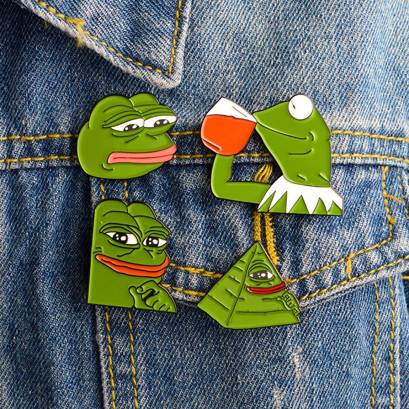 Funny Pepe The Frog Frog Cartoon Brooch