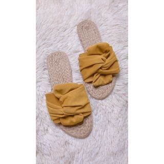 Yeng Abaca/LyneleFootwear