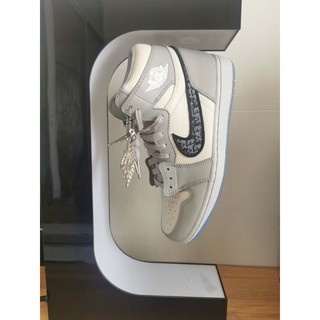 Floating Sneaker Display shoes Magnetic display shoes box FOR AJ SHOES MEN WOMEN SHOES 356-600g ,up to size 46 BLACK WHITE