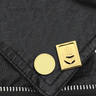 2Pcs\/Set Anime Jojo`S Bizarre Adventure Metal Badges Kujo Jotaro Brooch Pins For Hat Backpack