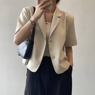 【LoveryMore】 Short Hong Kong Style Small Suit Jacket For Women Summer 2021 New Thin Trendy Sense Of Design Casual Retro Short Sleeve Top Blazer