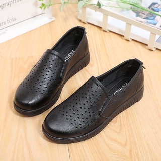 black Shoes Crock/Rubber Clogs/Medium Sandals 30-35