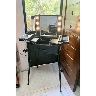 MAKE UP TROLLEY BLACK with stand & cover