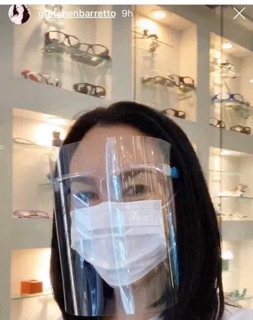 Clear Minimalist Face Shield with Glasses Frame (On Hand with Box) (7)