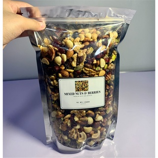 Mixed Nuts and Dried Berries 1 kilo - Imported