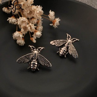 Beauty 2 Pcs Vintage Metallic Carving Bees Cufflinks Suits Shirt Cuff Decor (1)