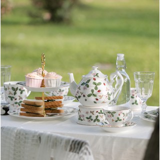 Export British high-end bone China wild strawberry tea set/tea pot/dinner plate/teacup sugar pot milk pot