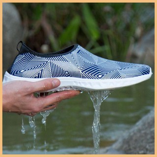 【Available】【HHS】 New Cycling Shoes Beach Aqua Shoes Amphibious Quick dry Rubber MD Women&Men Unisex