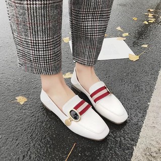 flat loafer sandals korean fashion wrapped in front of the foot shallow mouth round head t-belt deco