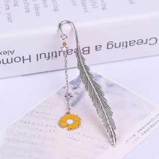 ONHAND PERSONALIZED CREATIVE Vintage Feather Metal Bookmark with Pendant