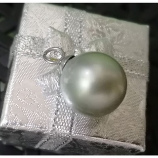 Majestic pearl pendant