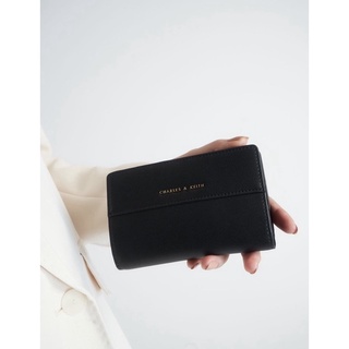 charles bag▣✳ﺴCHARLES AND KEITH SNAP BUTTON MEDIUM W